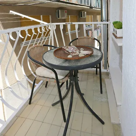 Tomas Art & Tomas Cave Appartement *