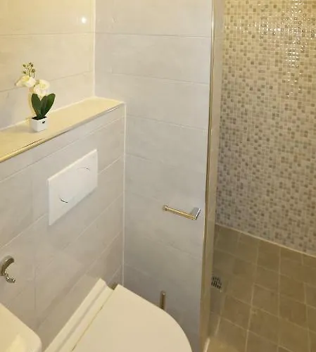 Apartman Tomas Art & Tomas Cave *