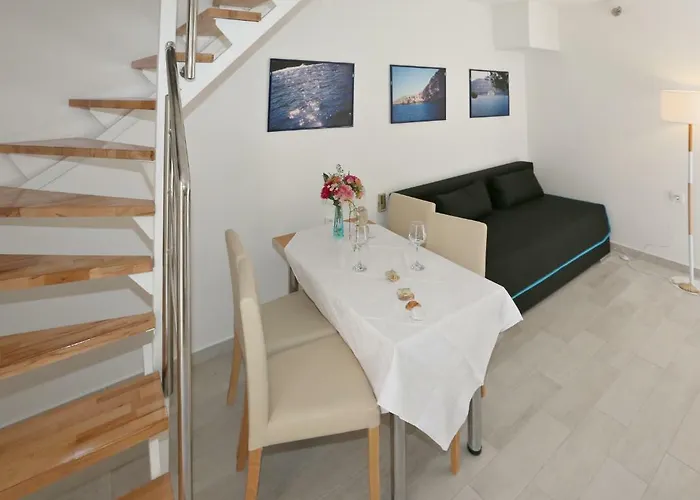 Tomas Art & Tomas Cave * Сплит