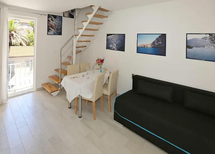 Tomas Art & Tomas Cave Апартаменты Сплит