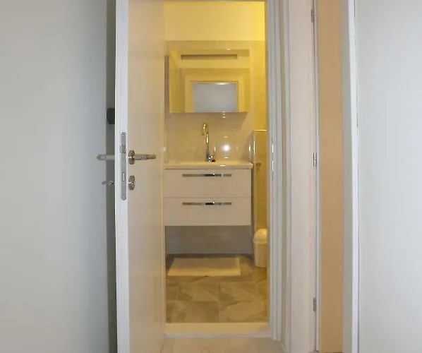 Tomas Art & Tomas Cave Апартаменты