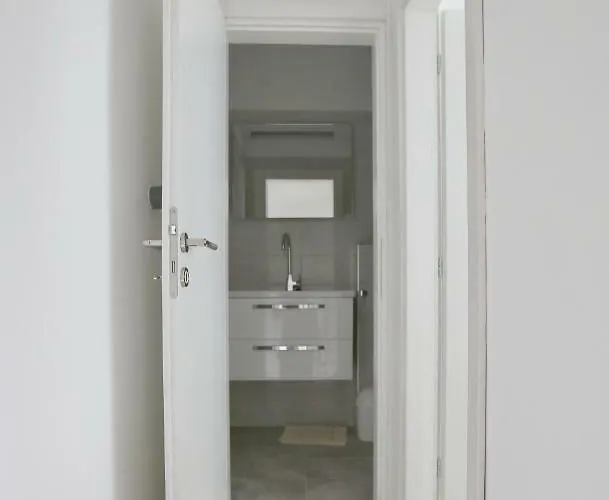 Lägenhet Tomas Art & Tomas Cave